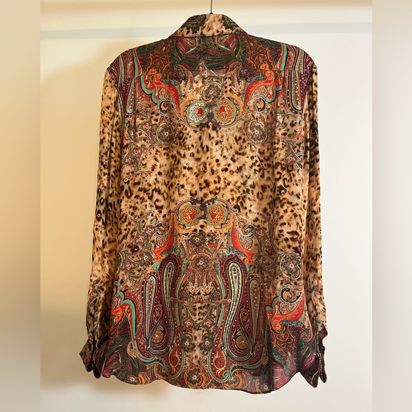 NWT Robert Graham Button Up Blouse - Picture 7 of 14